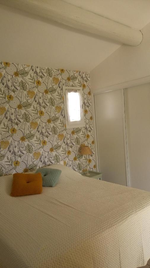Chambre D'Hote Au Coeur Des Alpilles Mouries Esterno foto