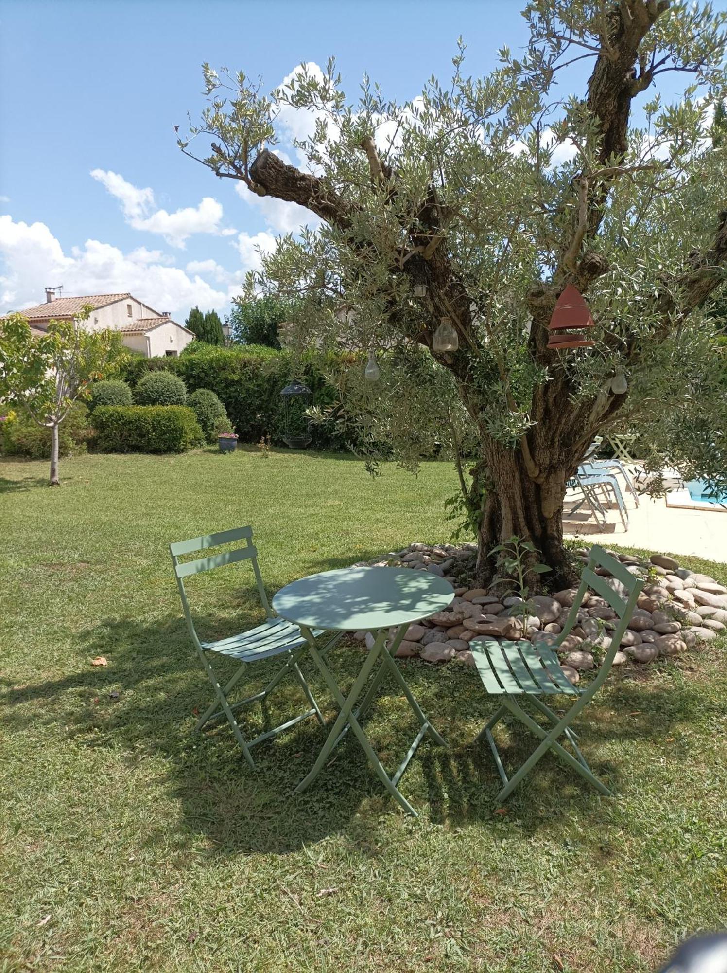 Chambre D'Hote Au Coeur Des Alpilles Mouries Esterno foto